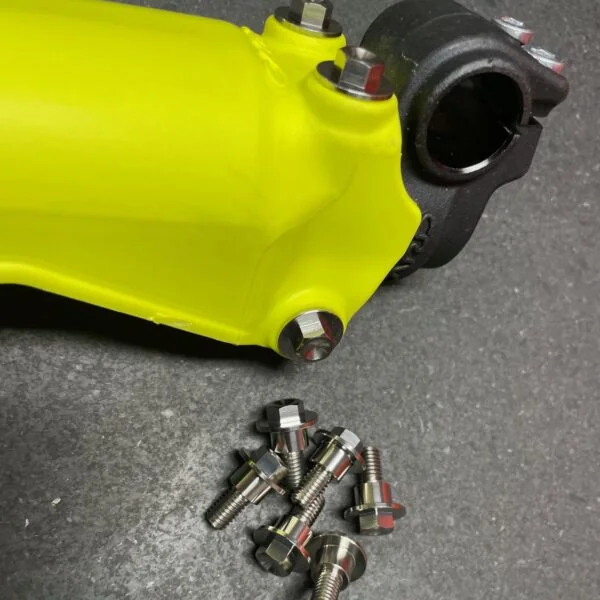 Cobra Fork Guard Bolt Kit - Titanium